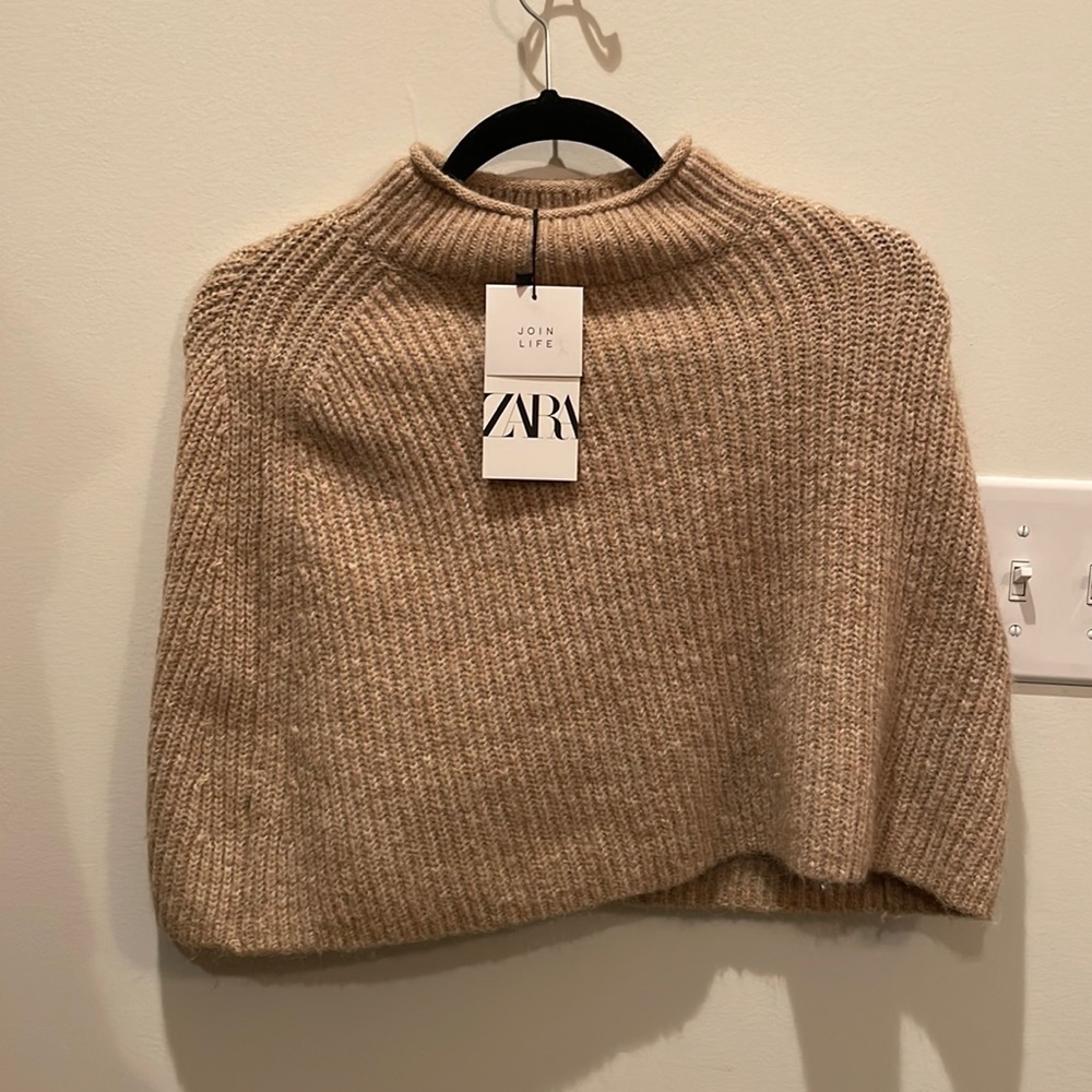 New with tag Zara Shrug